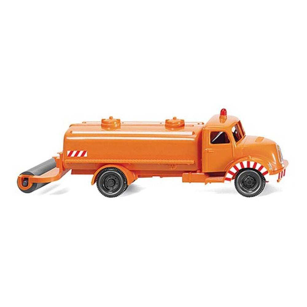 Wiking 64001 HO Scale 1957 Magirus Sirius Stret Sprinkler - Assembled -- Orange
