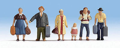 Walthers SceneMaster 6040 HO Passengers Ready to Board pkg(6)