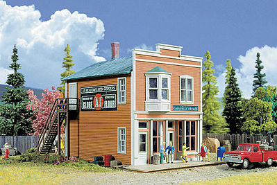 Walthers Cornerstone 933-3653 HO Scale Smith's General Store -- Kit - 5-3/4 x 5 x 5-1/2" 14.3 x 12.5 x 13.7cm