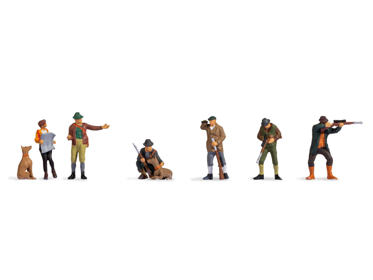Noch 15059 HO Scale Hunters and Foresters with Dogs