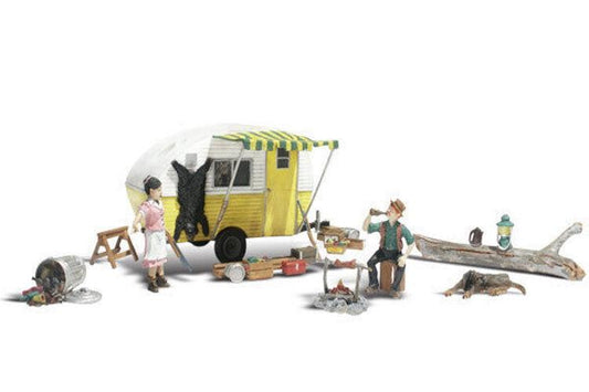 Woodland Scenics AS5341 N Ma & Pa Trailer Haven Train Figure / Vehicle AutoScenes