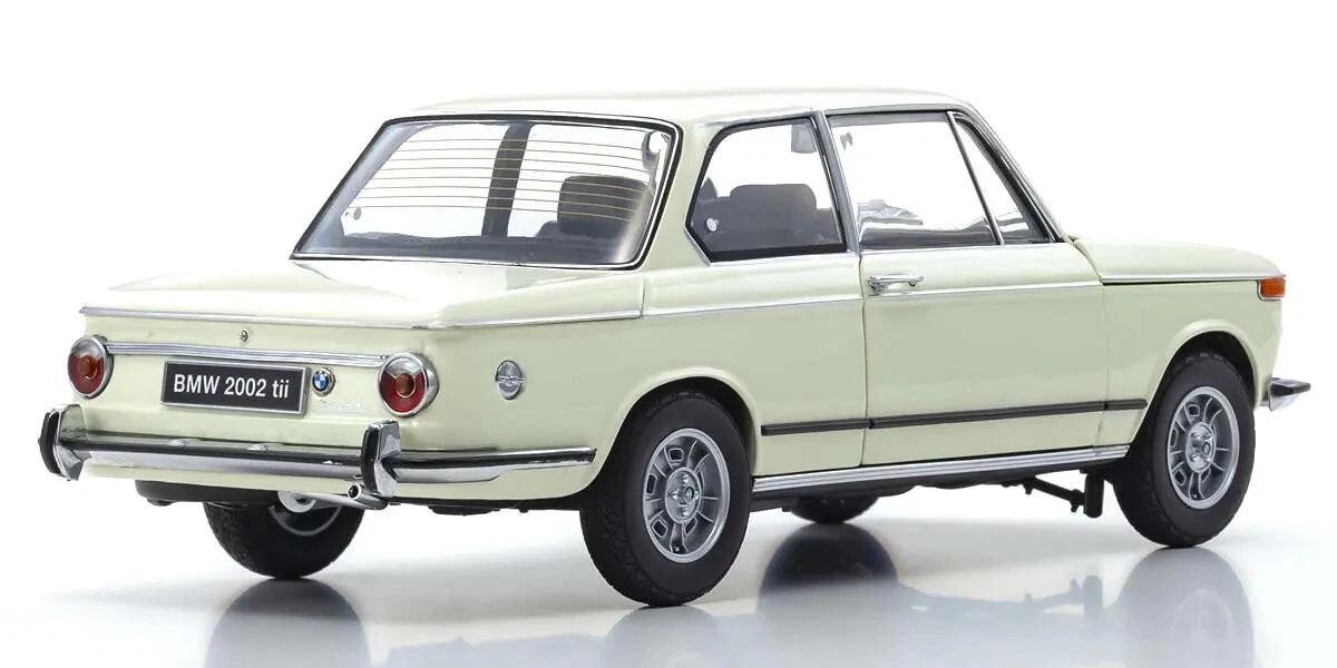 Kyosho 08543W 1/18 Scale BMW 2002 Turbo (White) Model Diecast Car