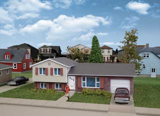 Walthers Cornerstone 3840 N Split-Level House Kit