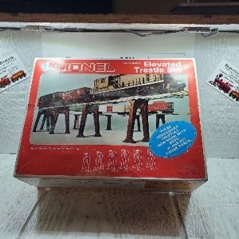 6-2111 LIONEL ELEVATED TRESTLE SET, 10 PIECES, 70-88