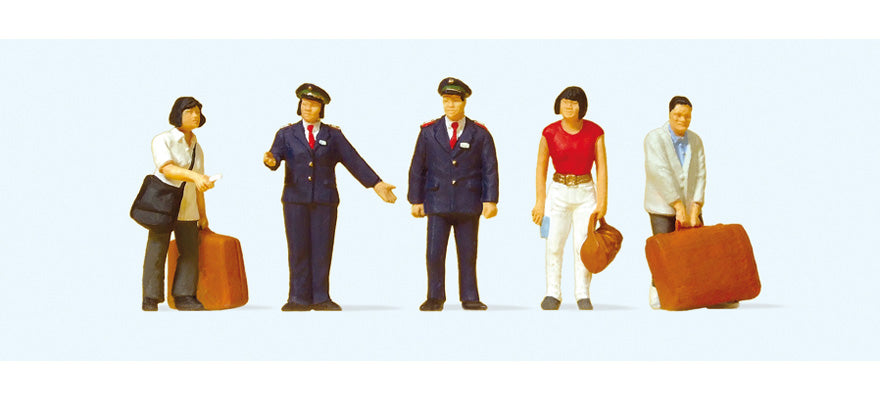 Preiser 10570 HO Chinese Railroad Personnel & Passengers