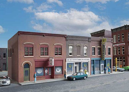 Walthers Cornerstone 4043 HO Merchant's Row VI Kit