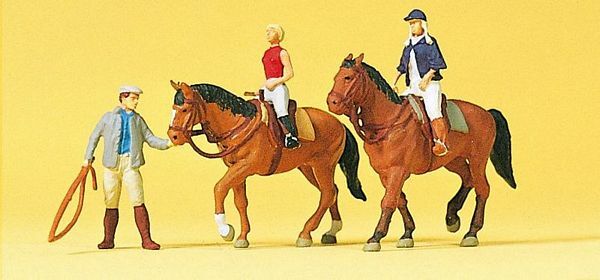 Preiser 10502 HO Scale Sports & Recreation At The Riding School #1