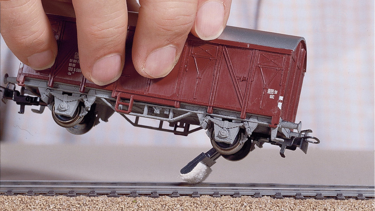 Noch 60157 HO Scale Snap-On Track Cleaners, pkg(5)