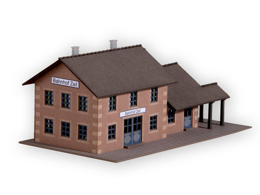 Noch 44305 Z Scale Zeil Train Station Laser-Cut Kit
