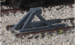 Walthers Cornerstone 933-2605 N Track Bumpers - Dark Gray pkg(5)