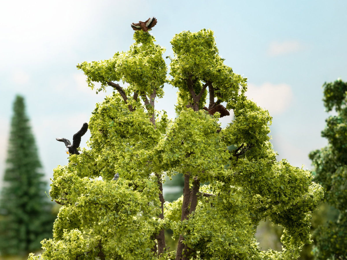Noch 21782 HO Scale Lime Tree with Tweeting Birds Sound Scene