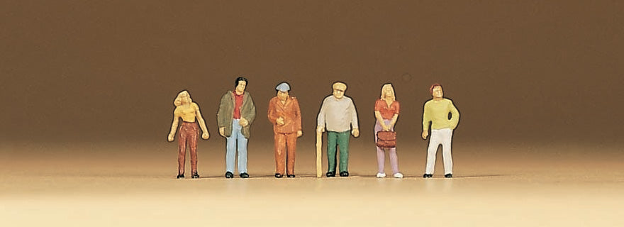 Preiser 79019 N Scale Standing Passers-by Figure Set