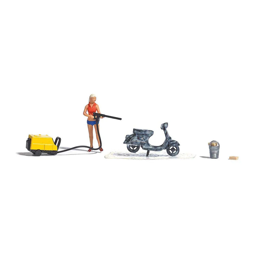 Busch 7833 HO Scale Miniature Scene Scooter Wash with Washer, Bucket and Figure