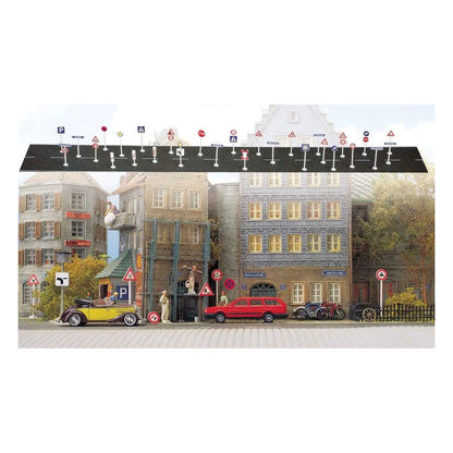 Busch 8128 N/TT Scale European City Sign Set, 256 Signs