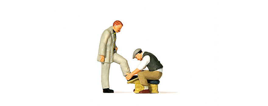 Preiser 28184 HO Scale Shoe Shine Boy & Customer Figure