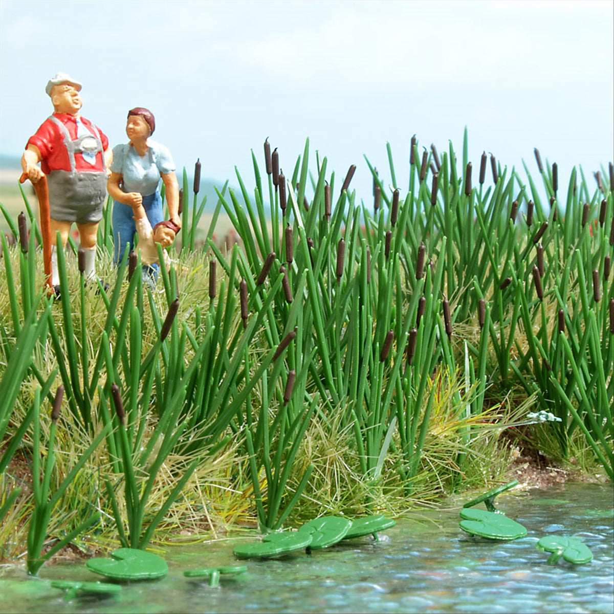 Busch 1256 HO Scale Cattails & Bull Rush Kit pkg(120)
