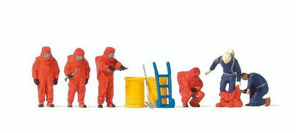 Preiser 10730 HO Scale Working People Firemen in Red Hazmat Suits