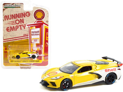 2021 Chevrolet Corvette C8 Stingray Coupe "Shell Oil" Yellow and White "Running on Empty" Series 13 1/64 Diecast Model Car by Greenlight  free shipping USA