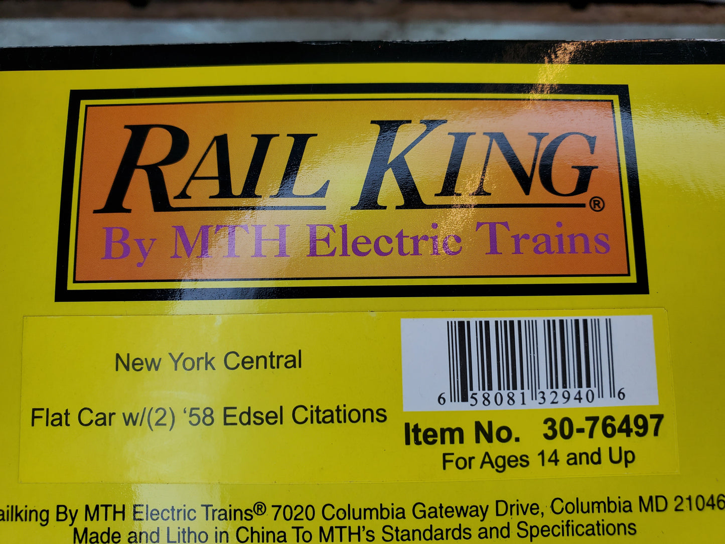 RAIL KING NYC FLAT CAR W/(2) '58 EDSEL CITATIONS