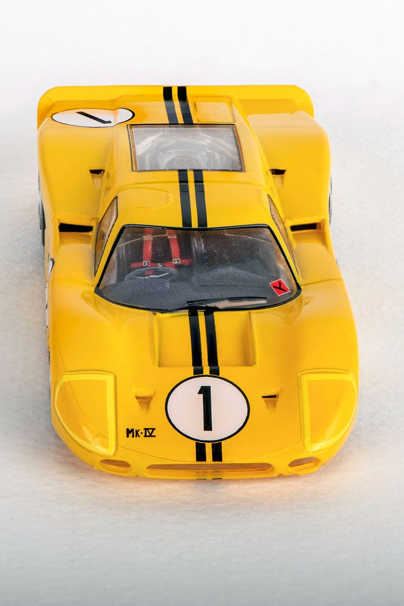 AFX 22025 Ford GT40 Mk IV Sebring Mega G+ MegaG Plus HO Slot Car