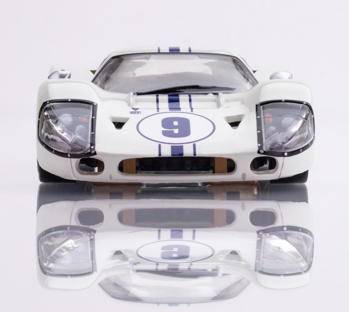 AFX 22078 Ford GT40 Mark IV #9 White HO Slot Car AFX22078 Mega G+