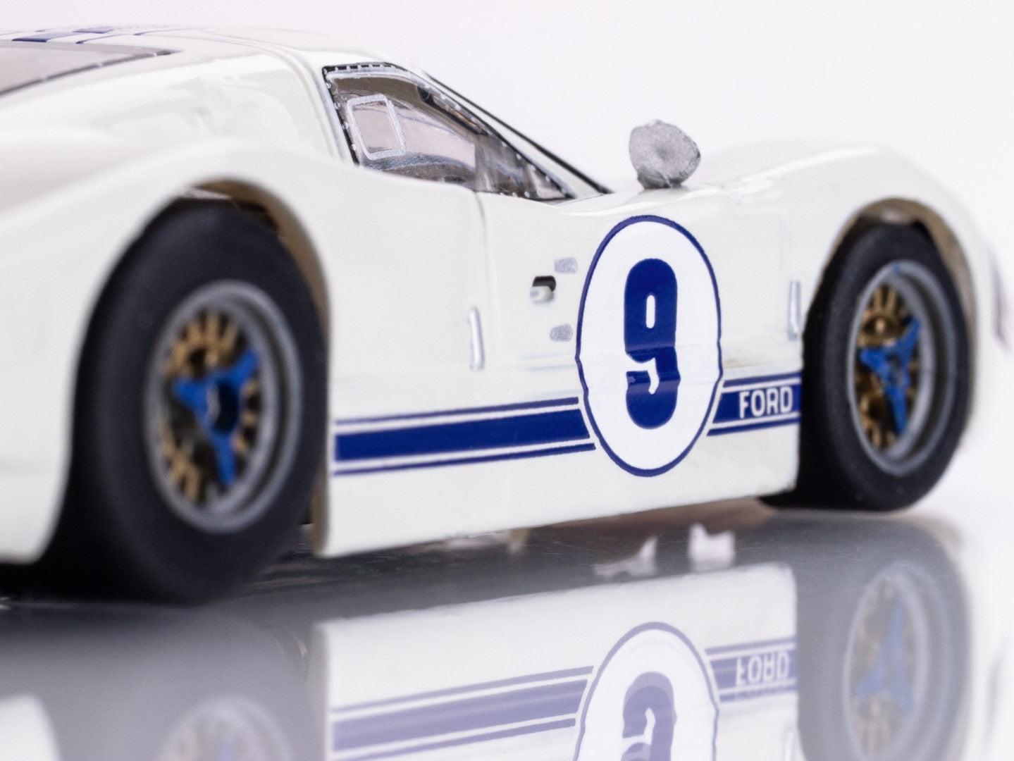 AFX 22078 Ford GT40 Mark IV #9 White HO Slot Car AFX22078 Mega G+
