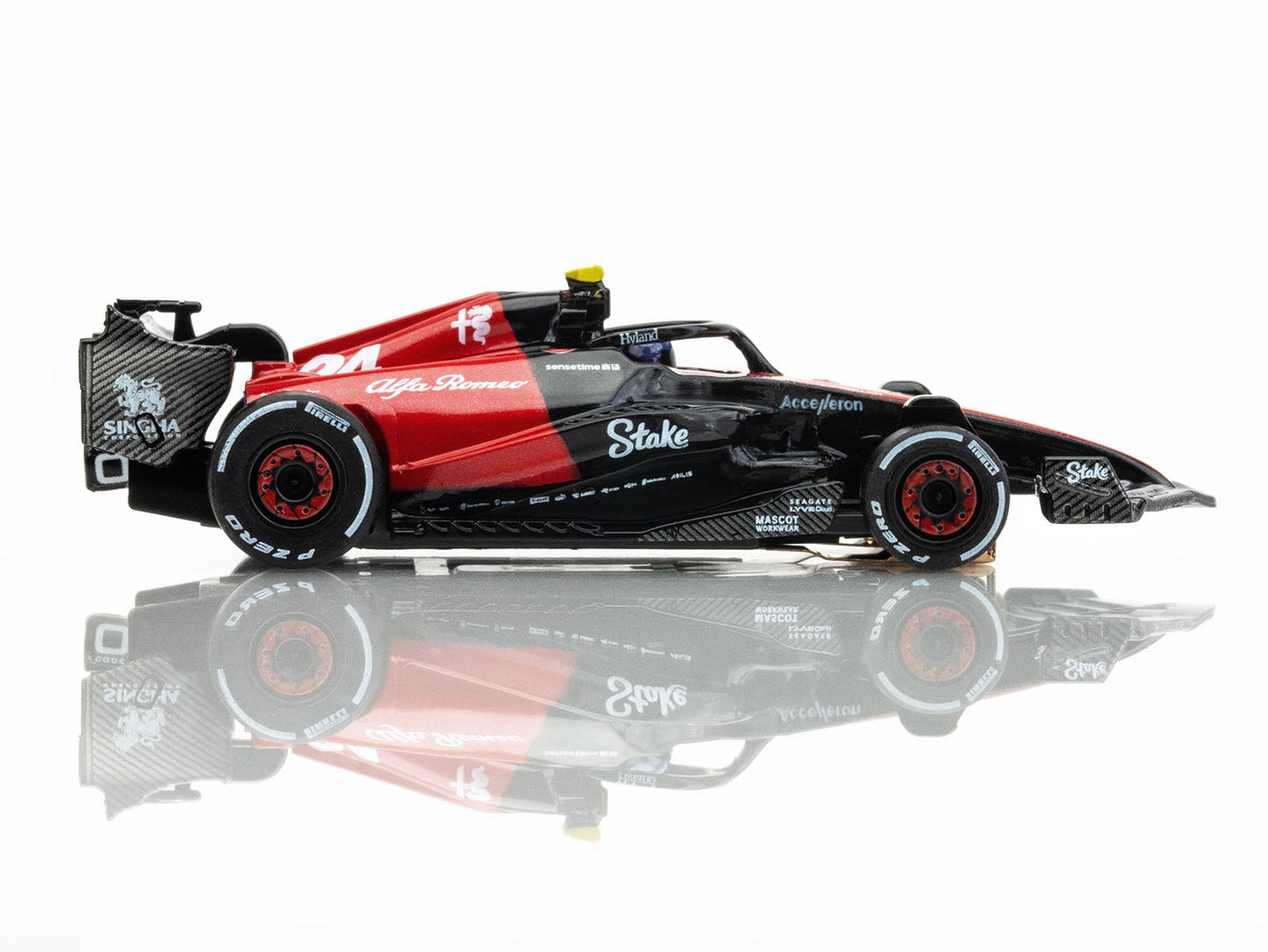 AFX 22084 2023 Alfa Romeo F1 Valterri Bottas #24 HO Slot Car Formula 1 AFX22084