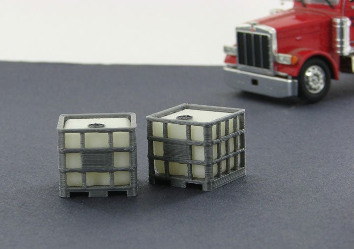 3D To Scale 50-250-GY 1/50 IBC Pallet Tanks, 2-Pack