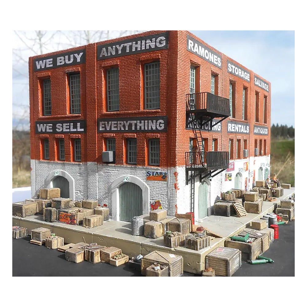 Downtown Deco 1073 HO Scale Ramones Storage and Salvage -- Cast Hydrocal Kit