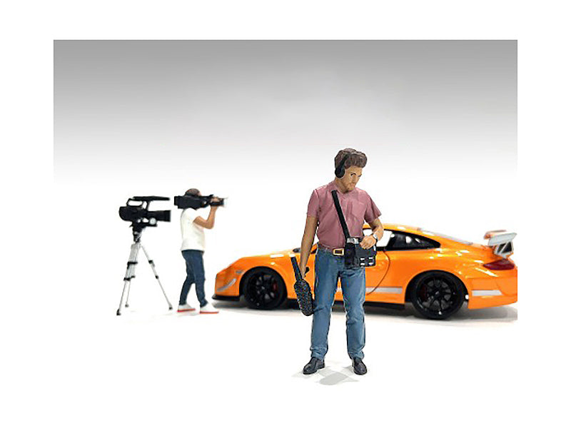 "On-Air" Figure 4 for 1/24 Scale Models by American Diorama  free shipping USA
