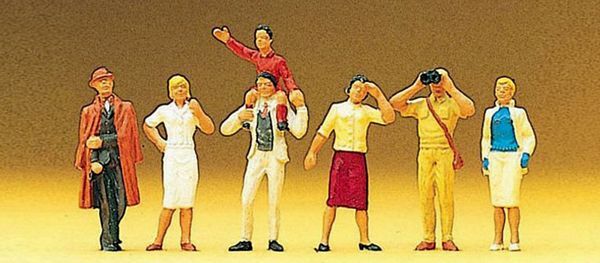 Preiser 10026 HO Scale Pedestrians Railfans Standing
