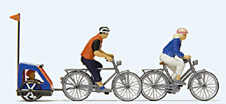Preiser 10638 HO Scale Family on Bicycle Trip 2 Riders w/Bikes & Baby