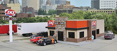 Walthers Cornerstone 3485 HO DQ Grill & Chill Kit