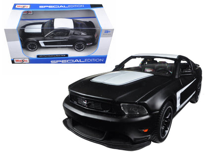 2012 Ford Mustang Boss 302 Matt Black and White 1/24 Diecast Model Car by Maisto  free shipping USA