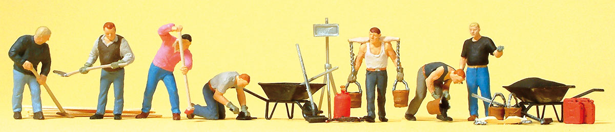 Preiser 10546 HO Scale Road Workers Tarring Road Figures