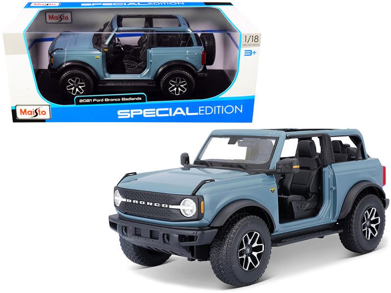 2021 Ford Bronco Badlands Blue "Special Edition" 1/18 Diecast Model Car by Maisto  free shipping USA