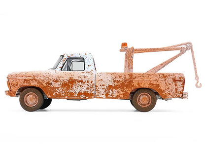 1973 Ford F-100 Tow Truck White (Weathered) "Blue Collar Collection" Series 14 1/64 Diecast Model Car by Greenlight