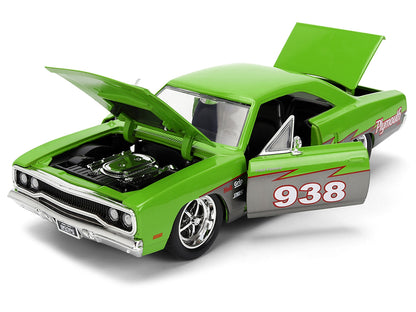 NEW 1970 Plymouth Road Runner #938 Green and Gray Metallic "Bigtime Muscle" Series 1/24 Diecast Model Car by Jada (Copy)