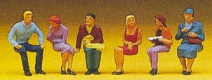 Preiser 10095 HO Scale Pedestrians Seated #1