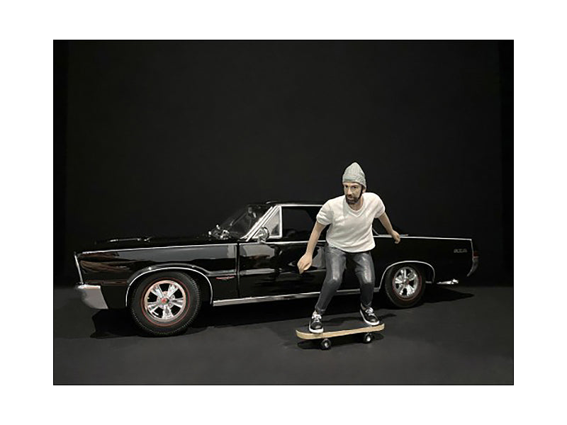 Skateboarder Figurine II for 1/24 Scale Models by American Diorama  free shipping USA