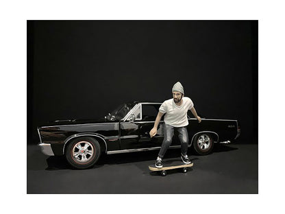Skateboarder Figurine II for 1/24 Scale Models by American Diorama  free shipping USA