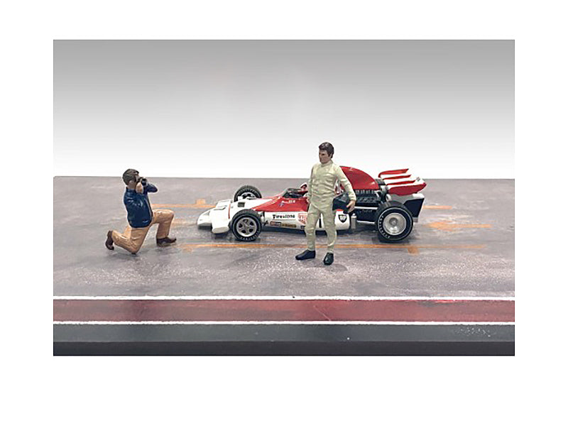 "Race Day" Two Diecast Figures Set 1 for 1/43 Scale Models by American Diorama  free shipping USA