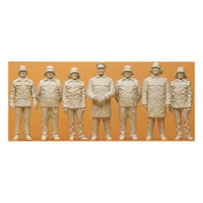 Preiser 57805 1:24 Scale German Firefighters Standing Figure Kit