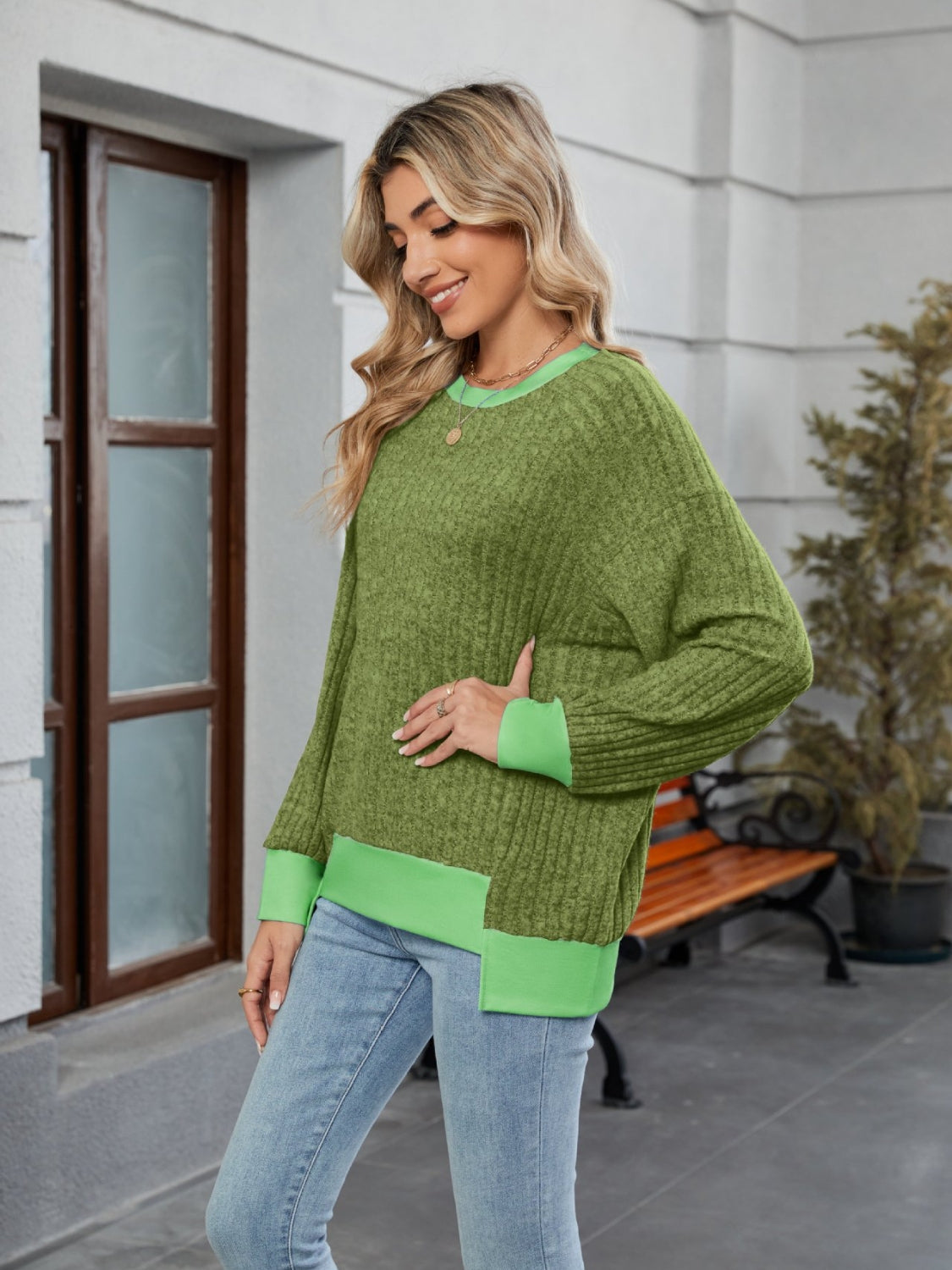 Contrast Trim Round Neck Long Sleeve T-Shirt