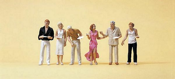 Preiser 10440 HO Scale Wedding Participants Guests at Buffet