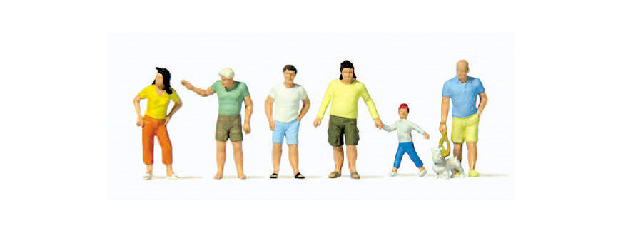 Preiser 10672 HO Scale Passers-By in Summer Clothes Set
