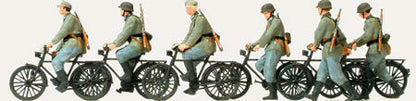 Preiser 16596 HO Scale Former German Army WWII - Unpainted Figures