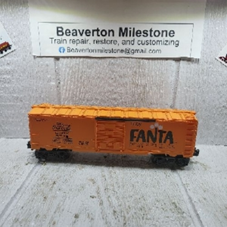 LIONEL FANTA BOXCAR, 74 u 75 9745