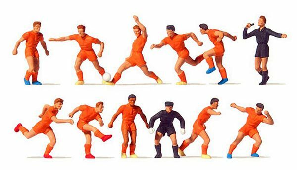 Preiser 10761 HO Scale Soccer Team with Referee pkg(12) Orange