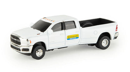 Ertl 13983 1/64 Scale New Holland - Ram 3500 Big Horn Dealership